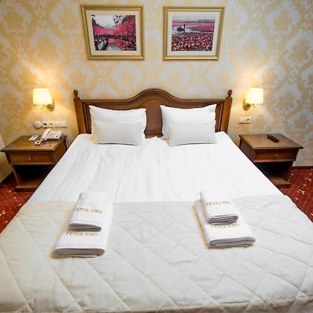 Fenix Town Hotel Vinnytsia Bagian luar foto