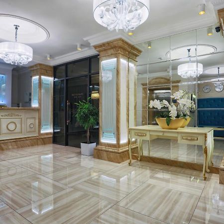 Fenix Town Hotel Vinnytsia Bagian luar foto