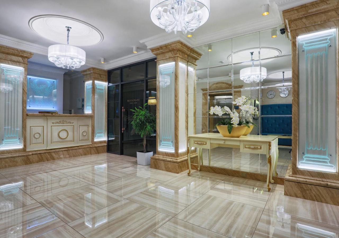 Fenix Town Hotel Vinnytsia Bagian luar foto